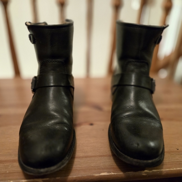 Frye women's black leather moto boots 7.5 - Picture 3 of 8